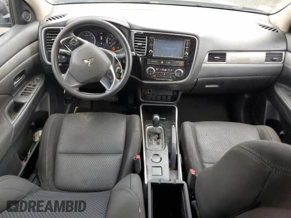 2018 Mitsubishi Outlander ES с VIN JA4AD2A34JJ003146, выставлен на аукционе Copart как лот 64057805 с пробегом 185 379 миль миль и Списание • Salvage title. История ставок и продаж доступна на DreamBid. Изображение 8.