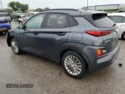 ✅ 2021 Hyundai Kona SEL Plus • VIN: KM8K62AA7MU629274 • Лот: 55293804. Опубликован ранее на Copart с пробегом 31 948 миль. Бесплатный доступ к архиву аукционных продаж из США и подробный отчёт об истории автомобиля на DreamBid. Изображение 2.
