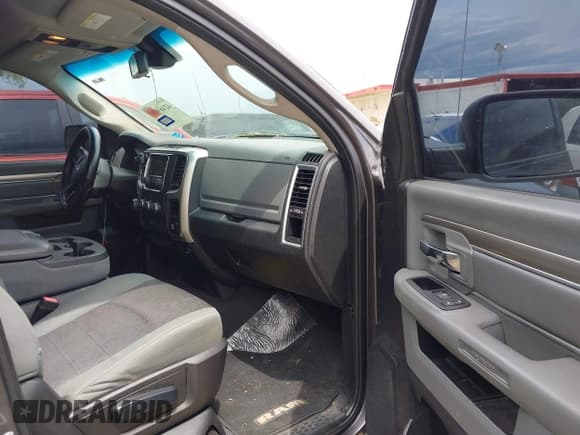 ✅ 2015 Ram 1500 SLT • VIN: 1C6RR6GT7FS742111 • Lot: 42469927. Listed on IAAI with 111,130 mi. Free auction sales archive from the USA and detailed vehicle history report at DreamBid. Image 5.