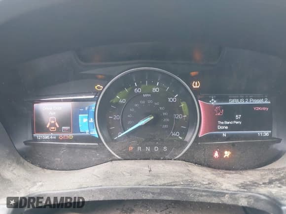 ✅ 2019 Ford Explorer XLT • VIN: 1FM5K8D85KGB05606 • Lot: 43563071. Listed on IAAI with 121,596 mi. Free auction sales archive from the USA and detailed vehicle history report at DreamBid. Image 7.