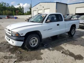 ✅ 2000 Dodge Dakota • VIN: 1B7GL22XXYS529497 • Lot: 54318315. Wystawiony na Copart z przebiegiem 198 735 mil. Bezpłatny archiwum sprzedaży aukcyjnych z USA i szczegółowy raport historii pojazdu na DreamBid. Zdjęcie 1.