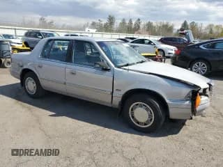 ✅ 1993 Plymouth Acclaim • VIN: 1P3XA463XPF596603 • Лот: 53401125. Опубликован ранее на Copart с пробегом 168 415 миль. Бесплатный доступ к архиву аукционных продаж из США и подробный отчёт об истории автомобиля на DreamBid. Изображение 4.