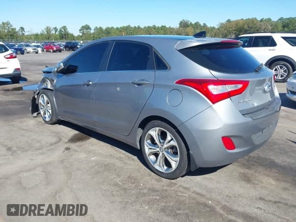 ✅ 2015 Hyundai Elantra • VIN: KMHD35LH3FU246321 • Lot: 43491658. Wystawiony na IAAI z przebiegiem 78 519 mil. Bezpłatny archiwum sprzedaży aukcyjnych z USA i szczegółowy raport historii pojazdu na DreamBid. Zdjęcie 3.