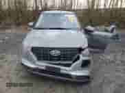 2022 Hyundai Venue SE с VIN KMHRB8A37NU147632, выставлен на аукционе Copart как лот 83461164 с пробегом Не указан миль и Списание • Salvage title. История ставок и продаж доступна на DreamBid. Изображение 5.