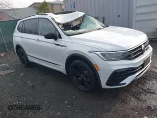✅ 2023 Volkswagen Tiguan SE R-Line Black • VIN: 3VVCB7AX9PM024608 • Lot: 43765733. Listed on IAAI with 52,690 mi. Free auction sales archive from the USA and detailed vehicle history report at DreamBid. Image 1.
