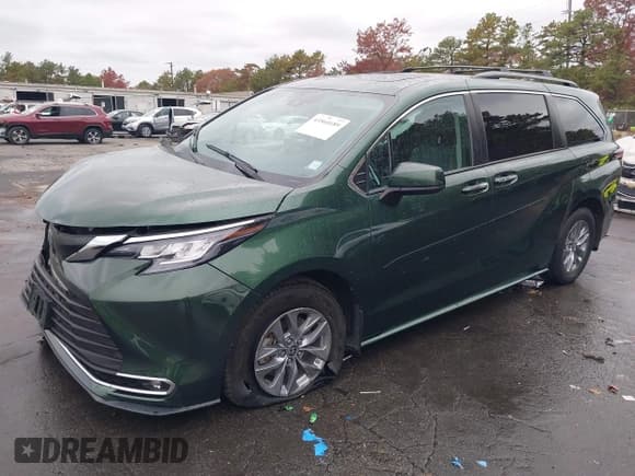 ✅ 2022 Toyota Sienna XLE • VIN: 5TDJRKEC0NS082647 • Lot: 43560189. Wystawiony na IAAI z przebiegiem 57 688 mil. Bezpłatny archiwum sprzedaży aukcyjnych z USA i szczegółowy raport historii pojazdu na DreamBid. Zdjęcie 16.