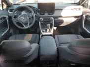 ✅ 2024 Toyota RAV4 XSE • VIN: JTMFB3FV0RD182927 • Лот: 87455315. Опубликован ранее на Copart с пробегом 21 089 миль. Бесплатный доступ к архиву аукционных продаж из США и подробный отчёт об истории автомобиля на DreamBid. Изображение 8.