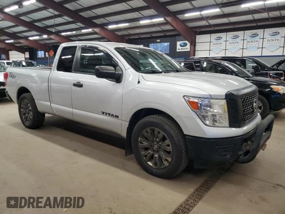 ✅ 2017 Nissan Titan S • VIN: 1N6AA1CJ4HN565522 • Lot: 92598785. Wystawiony na Copart z przebiegiem 91 194 mil. Bezpłatny archiwum sprzedaży aukcyjnych z USA i szczegółowy raport historii pojazdu na DreamBid. Zdjęcie 4.