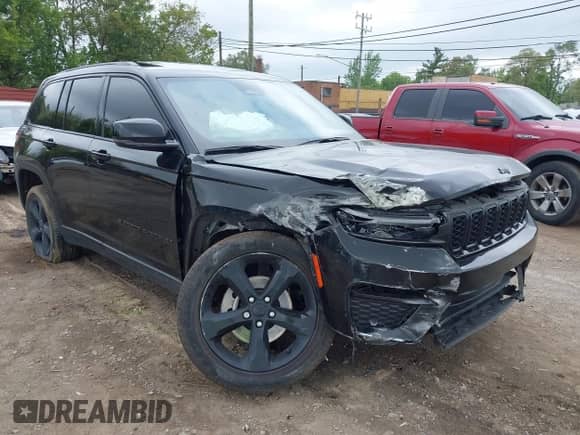 2023 Jeep Grand Cherokee Altitude with VIN 1C4RJHAG9PC543905, listed as a IAAI auction lot 42381448 with 36,533 mi miles and . Bid and sale history available at DreamBid. Image 1.
