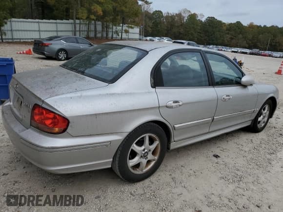 ✅ 2005 Hyundai Sonata GLS • VIN: KMHWF35HX5A188807 • Лот: 78252814. Опубликован ранее на Copart с пробегом Не указан. Бесплатный доступ к архиву аукционных продаж из США и подробный отчёт об истории автомобиля на DreamBid. Изображение 3.