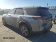 ✅ 2024 Nissan Pathfinder S • VIN: 5N1DR3AC4RC246686 • Lot: 67145305. Wystawiony na Copart z przebiegiem 26 014 mil. Bezpłatny archiwum sprzedaży aukcyjnych z USA i szczegółowy raport historii pojazdu na DreamBid. Zdjęcie 2.