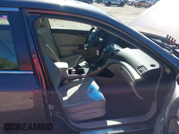 ✅ 2010 Acura TSX • VIN: JH4CU2F6XAC043848 • Лот: 43470241. Опубликован ранее на IAAI с пробегом Не указан. Бесплатный доступ к архиву аукционных продаж из США и подробный отчёт об истории автомобиля на DreamBid. Изображение 5.