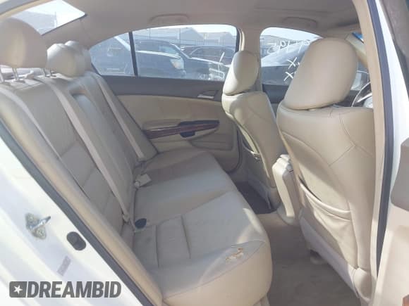 ✅ 2008 Honda Accord EX-L • VIN: 1HGCP36878A059495 • Lot: 43472026. Listed on IAAI with 32,147 mi. Free auction sales archive from the USA and detailed vehicle history report at DreamBid. Image 8.