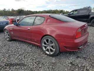 ✅ 2005 Maserati Coupe • VIN: ZAMBC38A550016065 • Lot: 85158965. Wystawiony na Copart z przebiegiem 61 658 mil. Bezpłatny archiwum sprzedaży aukcyjnych z USA i szczegółowy raport historii pojazdu na DreamBid. Zdjęcie 2.