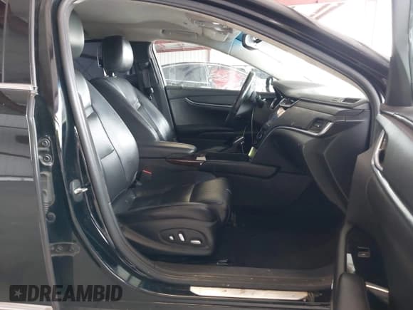 ✅ 2013 Cadillac XTS Livery • VIN: 2G61W5S33D9164395 • Lot: 41793791. Listed on IAAI with 421,499 mi. Free auction sales archive from the USA and detailed vehicle history report at DreamBid. Image 5.