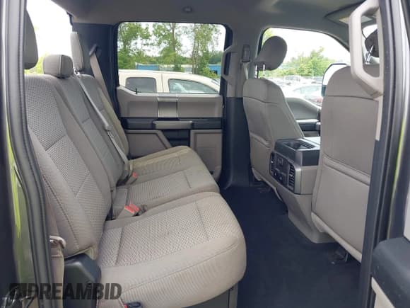 ✅ 2019 Ford F-250 XL • VIN: 1FT7W2B62KEG36595 • Lot: 42514444. Listed on IAAI with 40,464 mi. Free auction sales archive from the USA and detailed vehicle history report at DreamBid. Image 8.