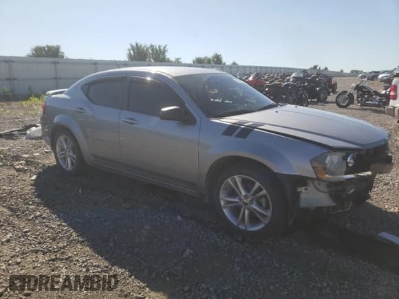✅ 2014 Dodge Avenger SE • VIN: 1C3CDZAB9EN154467 • Лот: 60768944. Опубликован ранее на Copart с пробегом 178 499 миль. Бесплатный доступ к архиву аукционных продаж из США и подробный отчёт об истории автомобиля на DreamBid. Изображение 4.