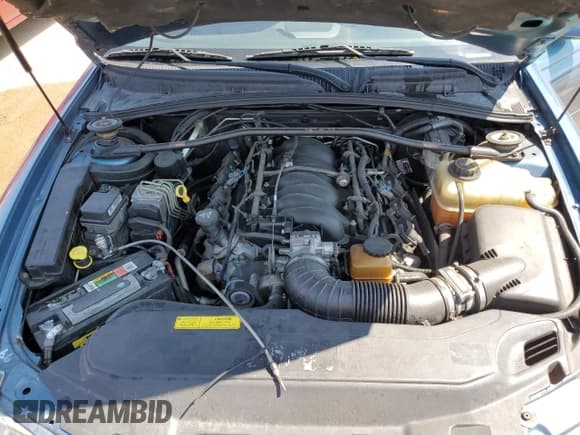 ✅ 2004 Pontiac GTO • VIN: 6G2VX12G24L282560 • Lot: 67750724. Wystawiony na Copart z przebiegiem 153 582 mil. Bezpłatny archiwum sprzedaży aukcyjnych z USA i szczegółowy raport historii pojazdu na DreamBid. Zdjęcie 11.