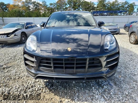 ✅ 2016 Porsche Macan Turbo • VIN: WP1AF2A58GLB93854 • Lot: 70554765. Listed on Copart with 105,432 mi. Free auction sales archive from the USA and detailed vehicle history report at DreamBid. Image 5.
