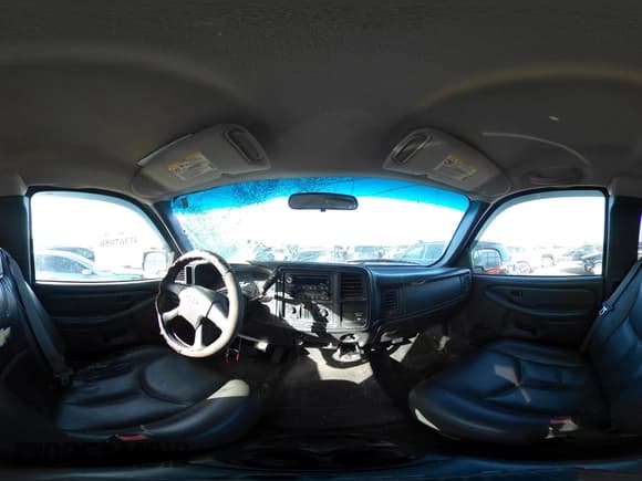 ✅ 2003 Chevrolet Silverado 2500HD LS • VIN: 1GCHC29113E232275 • Lot: 41367050. Listed on IAAI with 266,450 mi. Free auction sales archive from the USA and detailed vehicle history report at DreamBid. Image 18.