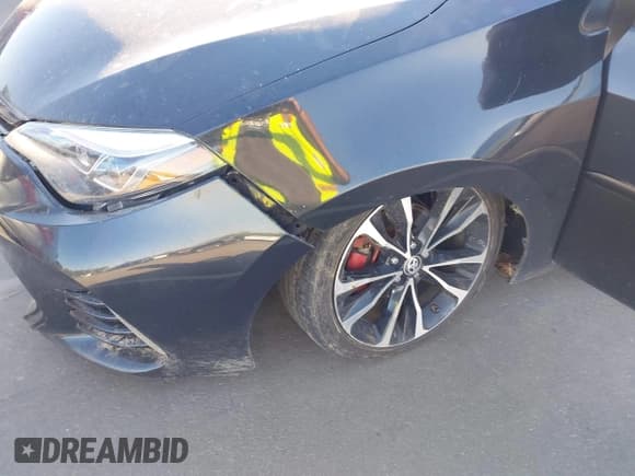 ✅ 2018 Toyota Corolla LE • VIN: 2T1BURHEXJC023083 • Lot: 43517095. Listed on IAAI with 144,193 mi. Free auction sales archive from the USA and detailed vehicle history report at DreamBid. Image 6.