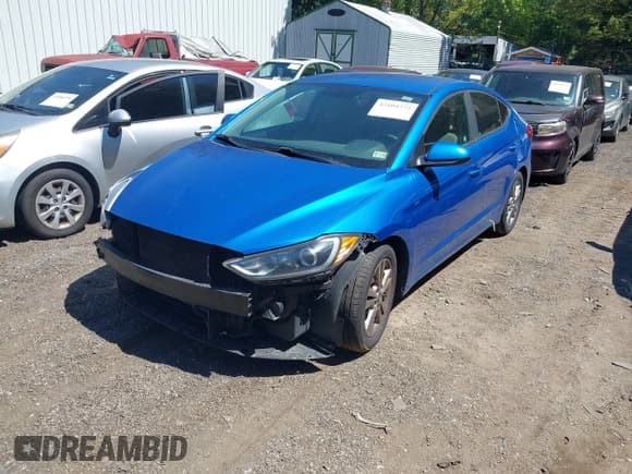 ✅ 2017 Hyundai Elantra Limited • VIN: KMHD84LF8HU189644 • Лот: 43104272. Опубликован ранее на IAAI с пробегом 165 945 миль. Бесплатный доступ к архиву аукционных продаж из США и подробный отчёт об истории автомобиля на DreamBid. Изображение 18.