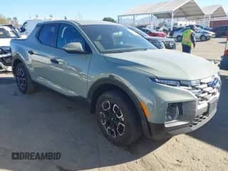 2024 Hyundai Santa Cruz SE с VIN 5NTJA4DE9RH112103, выставлен на аукционе IAAI как лот 43537480 с пробегом 34 265 миль миль и . История ставок и продаж доступна на DreamBid. Изображение 1.