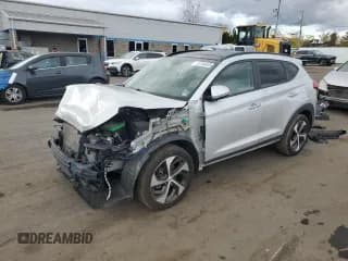 ✅ 2017 Hyundai Tucson Sport • VIN: KM8J3CA21HU569209 • Lot: 81266935. Wystawiony na Copart z przebiegiem 54 229 mil. Bezpłatny archiwum sprzedaży aukcyjnych z USA i szczegółowy raport historii pojazdu na DreamBid. Zdjęcie 1.