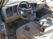 ✅ 2000 Chevrolet Silverado 1500 LS • VIN: 2GCEC19T1Y1112791 • Lot: 91213915. Listed on Copart with 352,495 mi. Free auction sales archive from the USA and detailed vehicle history report at DreamBid. Image 8.