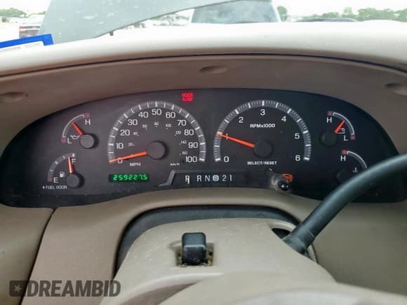 ✅ 2002 Ford F-150 XL • VIN: 1FTRX17W62KB68140 • Lot: 54826645. Listed on Copart with 259,227 mi. Free auction sales archive from the USA and detailed vehicle history report at DreamBid. Image 9.