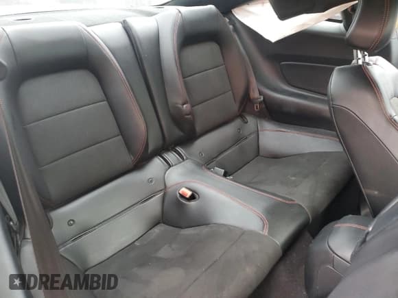 ✅ 2020 Ford Mustang GT • VIN: 1FA6P8CF9L5185909 • Lot: 71489215. Wystawiony na Copart z przebiegiem 54 931 mil. Bezpłatny archiwum sprzedaży aukcyjnych z USA i szczegółowy raport historii pojazdu na DreamBid. Zdjęcie 10.