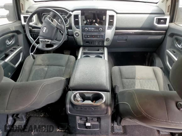 ✅ 2016 Nissan Titan Platinum Reserve • VIN: 1N6BA1F21GN513109 • Лот: 56116825. Опубликован ранее на Copart с пробегом 94 263 миль. Бесплатный доступ к архиву аукционных продаж из США и подробный отчёт об истории автомобиля на DreamBid. Изображение 8.