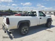 ✅ 2001 Chevrolet Silverado 2500HD LS • VIN: 1GCHK24191E301026 • Лот: 71162635. Опубликован ранее на Copart с пробегом 222 237 миль. Бесплатный доступ к архиву аукционных продаж из США и подробный отчёт об истории автомобиля на DreamBid. Изображение 3.