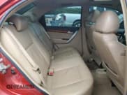 ✅ 2011 Chevrolet Aveo 2LT • VIN: KL1TG5DE5BB120676 • Lot: 55781815. Wystawiony na Copart z przebiegiem Nie podano. Bezpłatny archiwum sprzedaży aukcyjnych z USA i szczegółowy raport historii pojazdu na DreamBid. Zdjęcie 10.