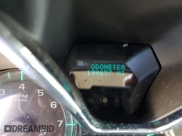 ✅ 2014 Chevrolet Traverse LT • VIN: 1GNKRGKD5EJ160746 • Lot: 70323904. Wystawiony na Copart z przebiegiem 134 657 mil. Bezpłatny archiwum sprzedaży aukcyjnych z USA i szczegółowy raport historii pojazdu na DreamBid. Zdjęcie 9.