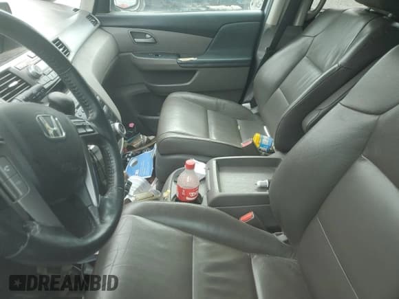 ✅ 2013 Honda Odyssey EX-L • VIN: 5FNRL5H61DB005073 • Lot: 54500765. Wystawiony na Copart z przebiegiem Nie podano. Bezpłatny archiwum sprzedaży aukcyjnych z USA i szczegółowy raport historii pojazdu na DreamBid. Zdjęcie 7.