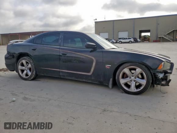 ✅ 2011 Dodge Charger Mopar 11 • VIN: 2B3CL5CT3BH610093 • Лот: 61649095. Опубликован ранее на Copart с пробегом 233 963 миль. Бесплатный доступ к архиву аукционных продаж из США и подробный отчёт об истории автомобиля на DreamBid. Изображение 4.