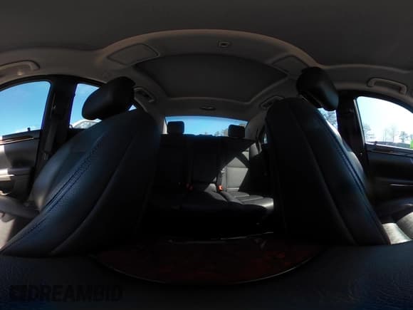 ✅ 2011 Mercedes-Benz S 550 • VIN: WDDNG8GBXBA365599 • Лот: 41886029. Опубликован ранее на IAAI с пробегом 60 859 миль. Бесплатный доступ к архиву аукционных продаж из США и подробный отчёт об истории автомобиля на DreamBid. Изображение 19.