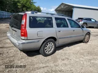 ✅ 2001 Volvo V70 • VIN: YV1SW61R611127879 • Lot: 72769494. Listed on Copart with 286,405 mi. Free auction sales archive from the USA and detailed vehicle history report at DreamBid. Image 3.