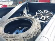 ✅ 2014 GMC Sierra 1500 SLE • VIN: 1GTV2UEC6EZ152782 • Лот: 43320615. Опубликован ранее на IAAI с пробегом 163 403 миль. Бесплатный доступ к архиву аукционных продаж из США и подробный отчёт об истории автомобиля на DreamBid. Изображение 12.