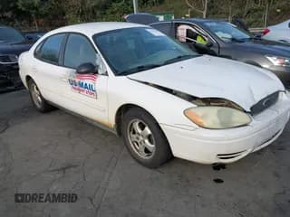 ✅ 2004 Ford Taurus SE • VIN: 1FAFP53U64A179927 • Lot: 43806080. Listed on IAAI with 204,709 mi. Free auction sales archive from the USA and detailed vehicle history report at DreamBid. Image 1.