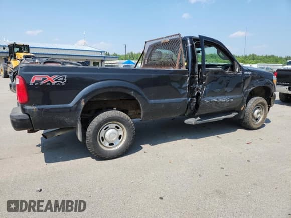 ✅ 2015 Ford F-250 XLT • VIN: 1FTBF2B63FEC74941 • Lot: 59728715. Wystawiony na Copart z przebiegiem 103 478 mil. Bezpłatny archiwum sprzedaży aukcyjnych z USA i szczegółowy raport historii pojazdu na DreamBid. Zdjęcie 3.