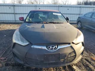 ✅ 2013 Hyundai Veloster w/Gray Int • VIN: KMHTC6AD3DU139042 • Lot: 85722614. Wystawiony na Copart z przebiegiem 133 184 mil. Bezpłatny archiwum sprzedaży aukcyjnych z USA i szczegółowy raport historii pojazdu na DreamBid. Zdjęcie 5.