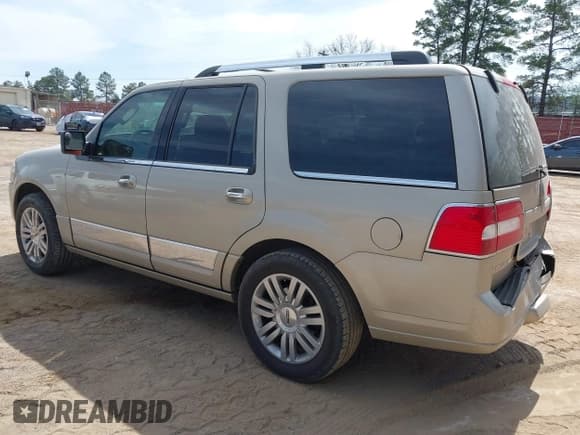 ✅ 2007 Lincoln Navigator • VIN: 5LMFU27597LJ14706 • Лот: 41825485. Опубликован ранее на IAAI с пробегом 197 967 миль. Бесплатный доступ к архиву аукционных продаж из США и подробный отчёт об истории автомобиля на DreamBid. Изображение 3.