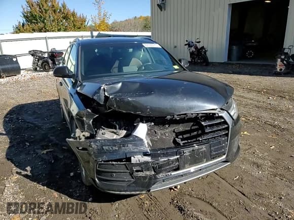 ✅ 2016 Audi Q3 Premium Plus • VIN: WA1EFCFS5GR008075 • Lot: 87060715. Wystawiony na Copart z przebiegiem 41 935 mil. Bezpłatny archiwum sprzedaży aukcyjnych z USA i szczegółowy raport historii pojazdu na DreamBid. Zdjęcie 14.