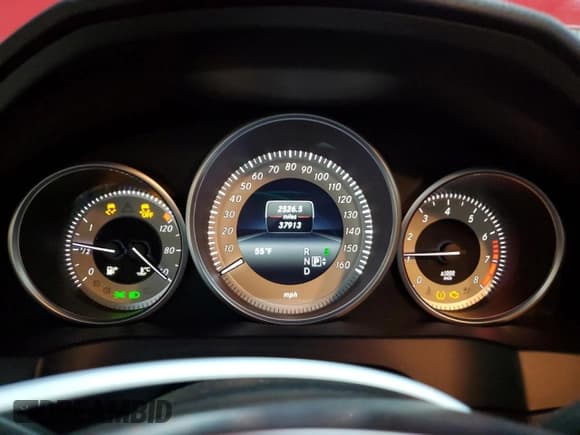 ✅ 2016 Mercedes-Benz E 400 • VIN: WDDKJ6FB0GF319476 • Lot: 79857734. Listed on Copart with 37,913 mi. Free auction sales archive from the USA and detailed vehicle history report at DreamBid. Image 9.