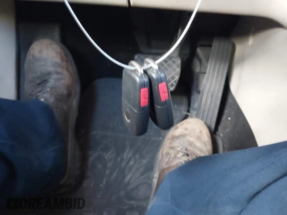 ✅ 2017 Volkswagen Tiguan S • VIN: WVGBV7AX7HK000183 • Lot: 43803104. Wystawiony na IAAI z przebiegiem 94 265 mil. Bezpłatny archiwum sprzedaży aukcyjnych z USA i szczegółowy raport historii pojazdu na DreamBid. Zdjęcie 11.