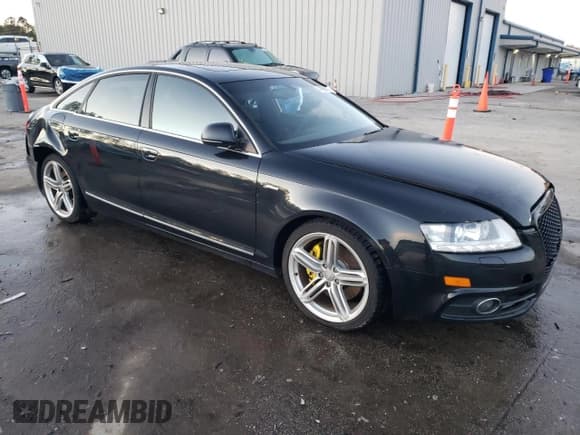 ✅ 2011 Audi A6 • VIN: WAUKGBFB4BN042845 • Lot: 41839165. Wystawiony na Copart z przebiegiem Nie podano. Bezpłatny archiwum sprzedaży aukcyjnych z USA i szczegółowy raport historii pojazdu na DreamBid. Zdjęcie 4.