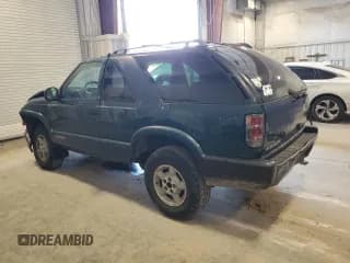 ✅ 1996 Chevrolet Blazer • VIN: 1GNCT18W0TK221519 • Lot: 61718135. Wystawiony na Copart z przebiegiem 129 589 mil. Bezpłatny archiwum sprzedaży aukcyjnych z USA i szczegółowy raport historii pojazdu na DreamBid. Zdjęcie 2.
