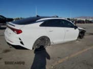 ✅ 2022 Kia K5 GT • VIN: 5XXG44J85NG153591 • Lot: 86278535. Wystawiony na Copart z przebiegiem 44 378 mil. Bezpłatny archiwum sprzedaży aukcyjnych z USA i szczegółowy raport historii pojazdu na DreamBid. Zdjęcie 3.